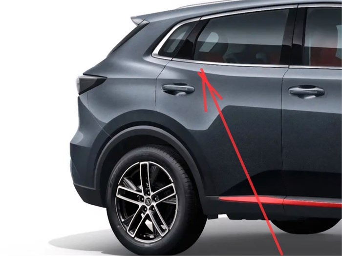 Накладка стойки задней правой двери Changan CS55Plus S203F2709041100