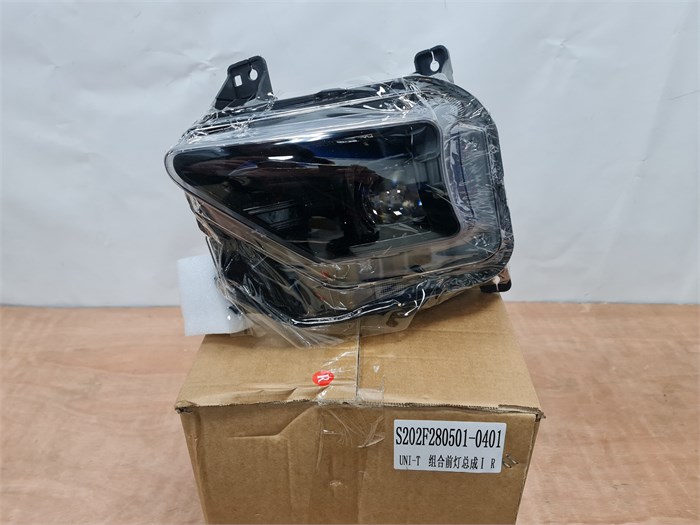 Фара правая Changan UNI-T S202F2805010401