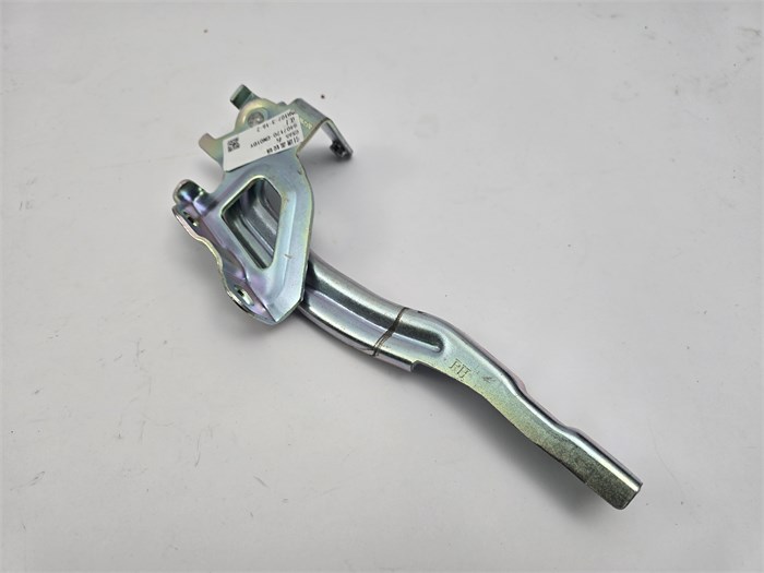 Петля капота правая Changan UNI-T (2020-) — НОВАЯ c1d5bef2-067c-11f1-0a80-166b0039c364