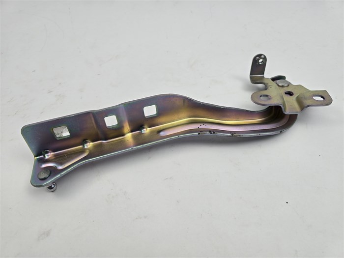 Петля капота правая Changan UNI-K — НОВАЯ c1eb99f3-067c-11f1-0a80-166b0039c378