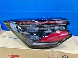 {{photo.Alt || photo.Description || 'Фонарь задний левый Changan UNI-T'}}