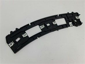 {{photo.Alt || photo.Description || 'Кронштейн накладки задний крыла левый Haval Jolion'}}