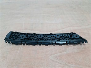 {{photo.Alt || photo.Description || 'Кронштейн бампера заднего бампера Haval Dargo'}}