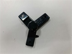 {{photo.Alt || photo.Description || 'Заглушка бампера для парктроника Changan UNI-T'}}